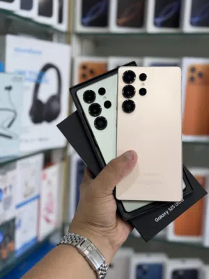 عرض خاص : Samsung S25 ultra 1TB بالذاكرة العملاقة مع ضمان هاتف بحالة الوكالة بدون اي شموخ أو مشاكل