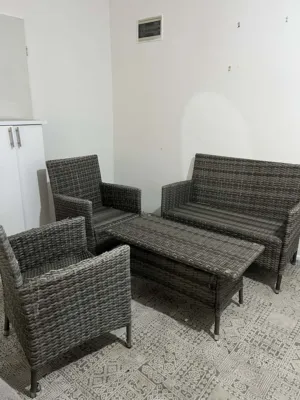 أثاث قعدة داخلي او خارجي مستعمل نظيف