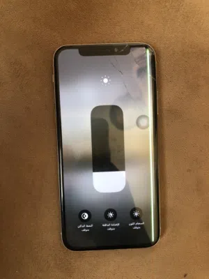 ايفون اكس ابيض