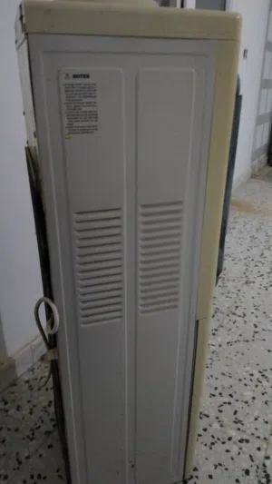 ثلاجة مياه ساخن و بارد