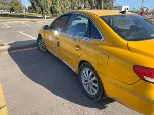 ازيرا تاكسي