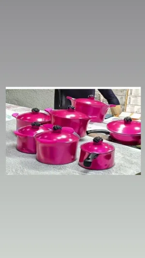 طقم طناجر جديد للبيع