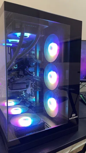 انفنتي أرك PC Gaming للبيع