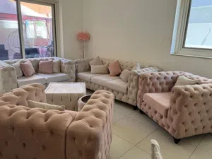 طقم كنب للبيع استخدام سنة