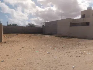 قطعه ارض يالقرب من منتجع التله