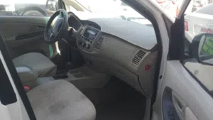 تويوتا اينوفا 2014