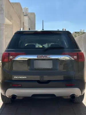 Used GMC Acadia in Irbid