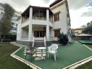 750 m2 More than 6 bedrooms Villa for Rent in Cairo Maadi