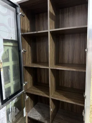 معرض او دولاب