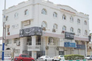 الحديد الاسود 3 قطع 16 متر مربع  البرت البني 27 متر مربع