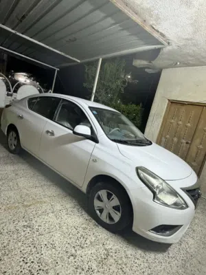 نيسان سني هندي 2018 ماشيه 66 الف كم جديده جدا بدون صبغ او بارد