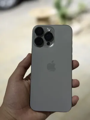 Apple . iPhone 16 Pro Max . 256 GB2