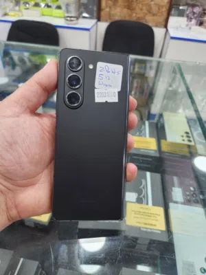 Samsung Z fold 5 512GB بحالة ممتازة بسعر مميز