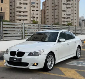 BMW . E.60 . 528i