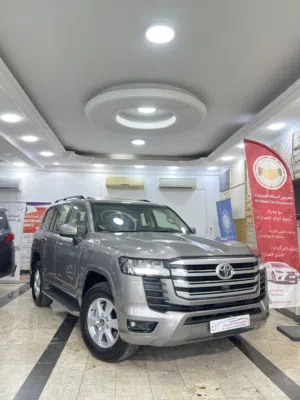 New Toyota Land Cruiser in Muscat