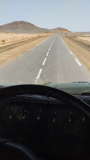 سائق شاحنات محترف 34 سنة أبحث عن فرصة عمل في سلطنة عمان