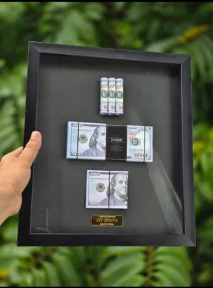 Photo frames,luxury frames,premium frames.home decor.kitchen decor.diwani decor.quality wallpaper