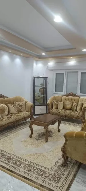 300 m2 3 Bedrooms Apartments for Rent in Benghazi Dubai Road