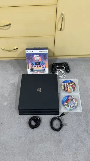 PlayStation 4 PlayStation for sale in Al Dakhiliya