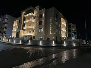 165 m2 3 Bedrooms Apartments for Sale in Zarqa Madinet El Sharq