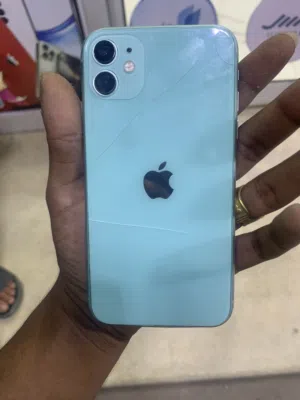 Apple iPhone 11 128 GB in Benghazi