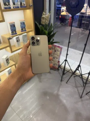Apple iPhone 15 Pro Max 256 GB in Basra