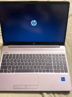 حاسبة لابتوب Hp core i7-1255u   الجيل 12 الهارد ssd سامسونك الحديث الرام 8