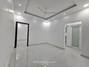 مدينةالحد/شقة راقية للإيجار شامل الكهرباء بدون حدود