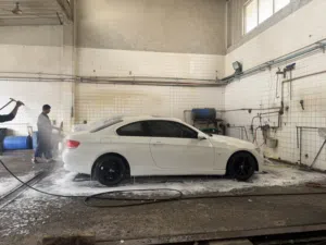 للبيع بي ام دبليو  الفئه 3  حجم 325Ci  موديل 2008
