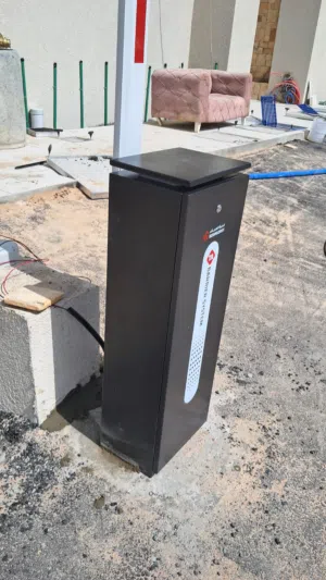 بوابة  مواقف سيارات عالية الجودة