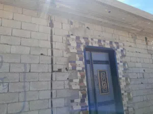 منزل ارضي حديت الانشاء في منطقه السبيعه يوجد به 2 حمام مطبخ صاله ممر 2 غرف يوجد به بئر صودا يوجد به