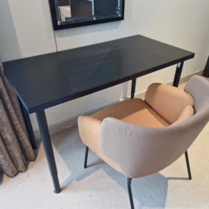 Table&armchair
