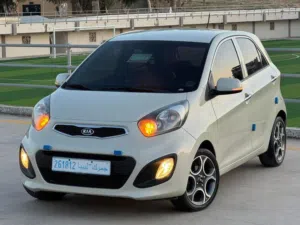 كيا بياكنتو 2013