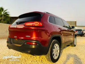 جيب شيروكي 2015 للبيع كاش او تحويل