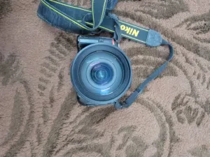 كاميرا هي نيكون دي 5100 (Nikon D5100)