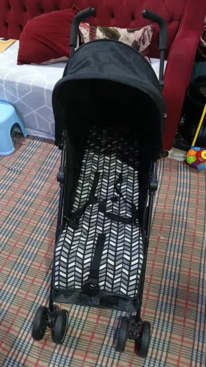 عربانة اطفال ماركة نانا