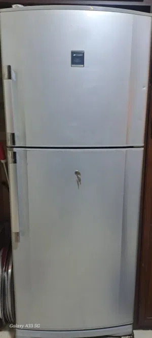 ثلاجة شارب مستعمله 16 قدم