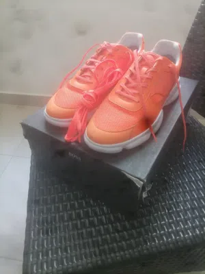 حذاء رياضي boss اصلي