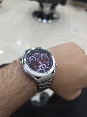 ساعة HUAWEI WATCH Ultimate بحالة الوكالة...