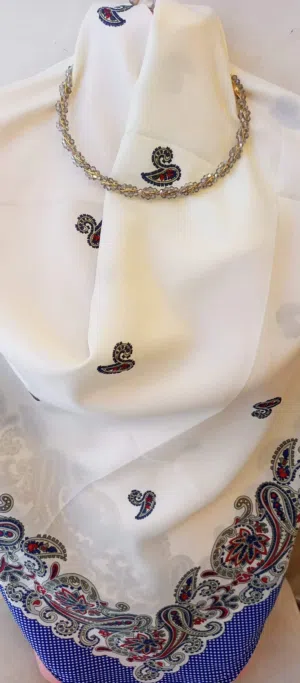 شاربات واوشحة