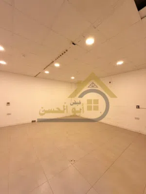 طابق مميز تجاري للايجار منطقة حي عمان
