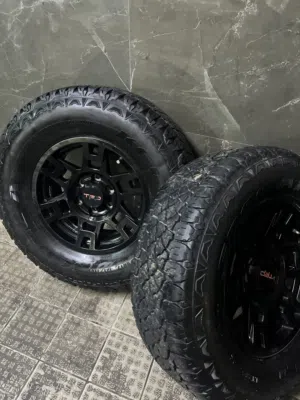 قومه وديسكو معا بعض أربعه TRD