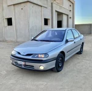 رينو لاقونا موديل 1999 محرك 2.0 مكيفة ماشية 210.000km