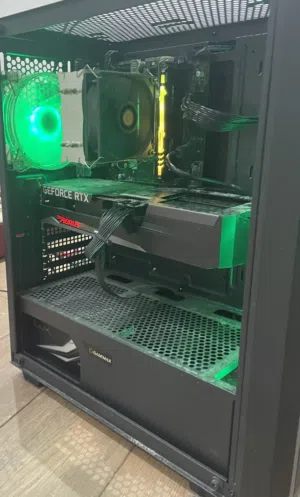 كمبيوتر pc للبيع