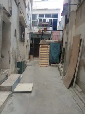 عماره سكنيه للبيع مقابل مركز امن الحسين