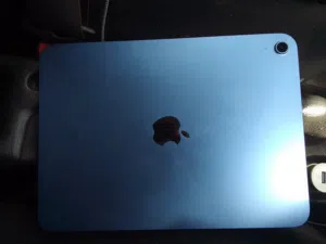 Apple iPad 10 64 GB in Salt