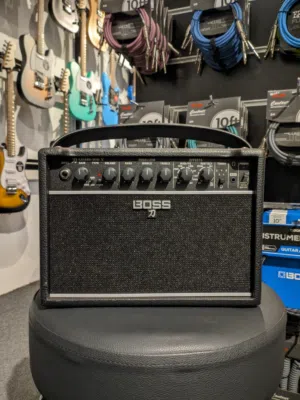 سماعة جيتار boss katana mini x