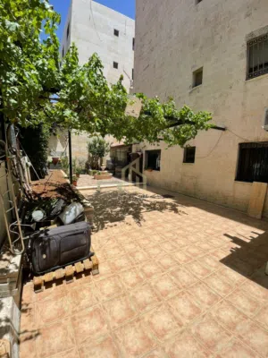 161 m2 4 Bedrooms Apartments for Sale in Amman Dahiet Al Ameer Rashed