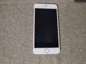 Apple iPhone 6S Plus 64 GB in Al Riyadh
