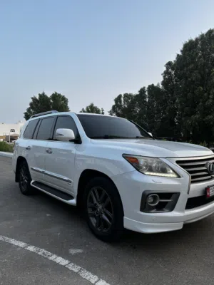 لكزس  sport lx570 موديل 2014 صبغ وكاله